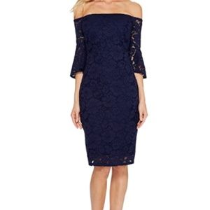 Laundry by Shelli Segal Off the Shoulder Lace Dres